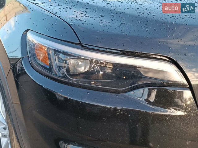 Черный Джип Чероки, объемом двигателя 2.4 л и пробегом 32 тыс. км за 17940 $, фото 4 на Automoto.ua