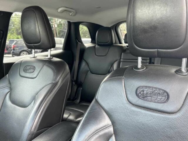 Чорний Джип Cherokee, об'ємом двигуна 2 л та пробігом 50 тис. км за 16400 $, фото 11 на Automoto.ua