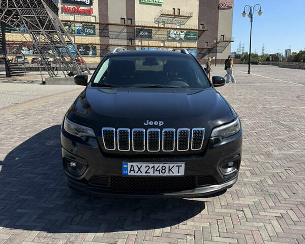 Чорний Джип Cherokee, об'ємом двигуна 2.36 л та пробігом 30 тис. км за 18000 $, фото 4 на Automoto.ua