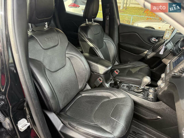 Чорний Джип Cherokee, об'ємом двигуна 3.24 л та пробігом 76 тис. км за 21500 $, фото 27 на Automoto.ua