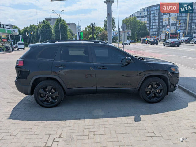 Чорний Джип Cherokee, об'ємом двигуна 2.4 л та пробігом 170 тис. км за 14500 $, фото 2 на Automoto.ua