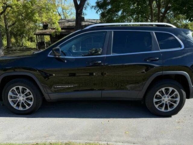 Чорний Джип Cherokee, об'ємом двигуна 2.4 л та пробігом 38 тис. км за 11900 $, фото 2 на Automoto.ua