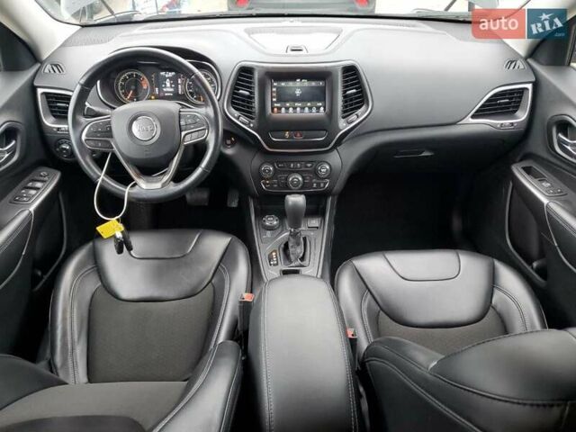 Чорний Джип Cherokee, об'ємом двигуна 2.4 л та пробігом 71 тис. км за 12850 $, фото 6 на Automoto.ua