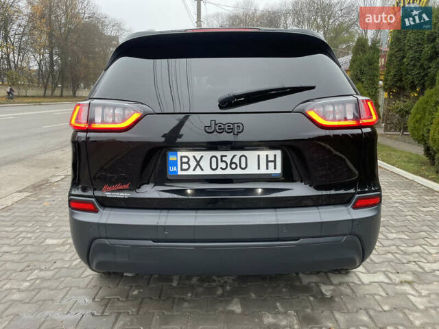 Чорний Джип Cherokee, об'ємом двигуна 2.36 л та пробігом 79 тис. км за 18000 $, фото 1 на Automoto.ua