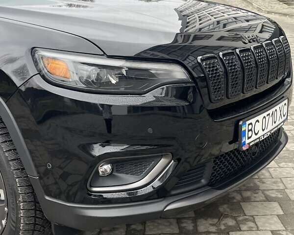 Черный Джип Чероки, объемом двигателя 3.24 л и пробегом 80 тыс. км за 21500 $, фото 5 на Automoto.ua