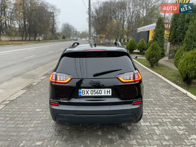 Чорний Джип Cherokee, об'ємом двигуна 2.36 л та пробігом 79 тис. км за 18000 $, фото 7 на Automoto.ua