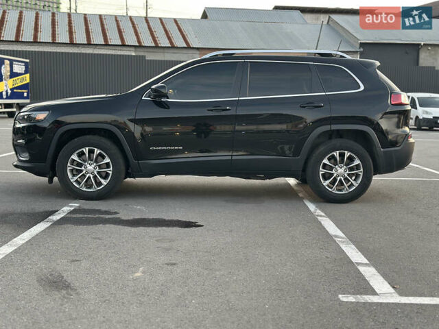 Черный Джип Чероки, объемом двигателя 3.24 л и пробегом 122 тыс. км за 18300 $, фото 2 на Automoto.ua