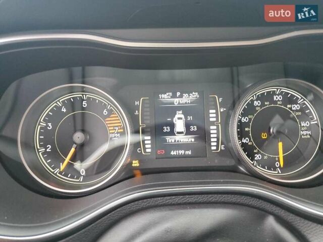 Чорний Джип Cherokee, об'ємом двигуна 2.4 л та пробігом 71 тис. км за 12850 $, фото 9 на Automoto.ua