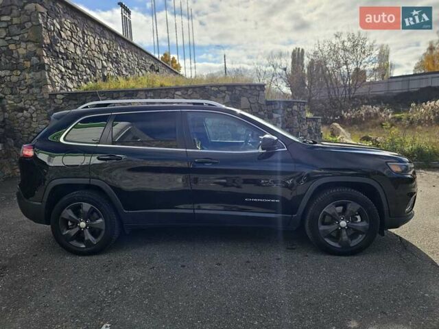 Чорний Джип Cherokee, об'ємом двигуна 3.24 л та пробігом 156 тис. км за 20500 $, фото 4 на Automoto.ua