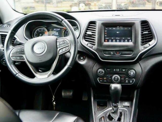 Джип Чероки 2020 в Киеве на Automoto.ua Черный Джип Чероки, объемом двигателя 2.4 л и пробегом 97 тыс. км за 10200 $, фото 4 на Automoto.ua