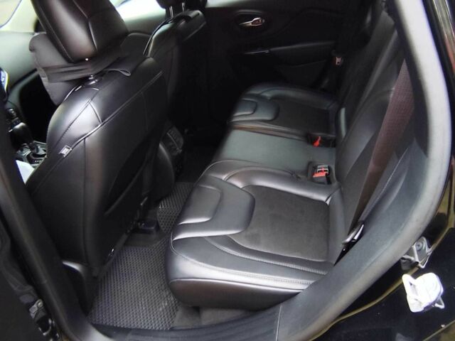 Чорний Джип Cherokee, об'ємом двигуна 2.4 л та пробігом 54 тис. км за 18600 $, фото 4 на Automoto.ua