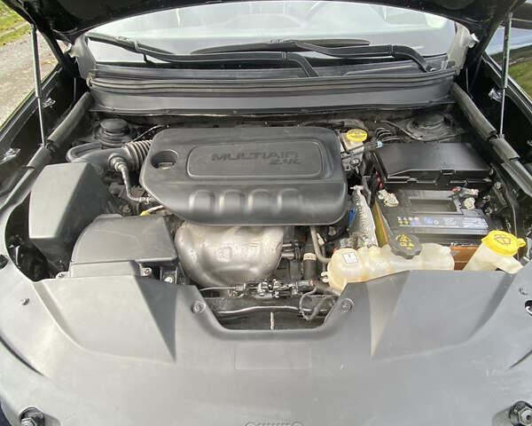 Черный Джип Чероки, объемом двигателя 2.36 л и пробегом 54 тыс. км за 18900 $, фото 10 на Automoto.ua