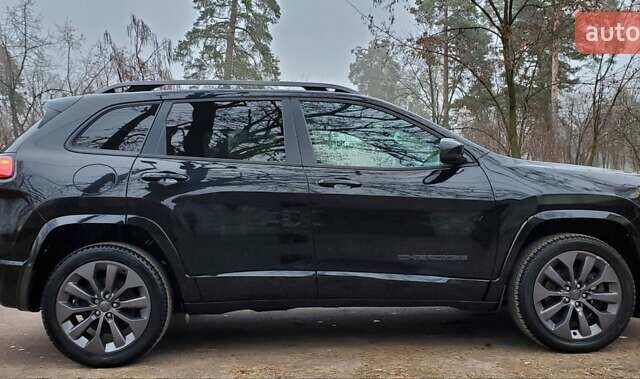 Чорний Джип Cherokee, об'ємом двигуна 3.24 л та пробігом 36 тис. км за 20300 $, фото 3 на Automoto.ua