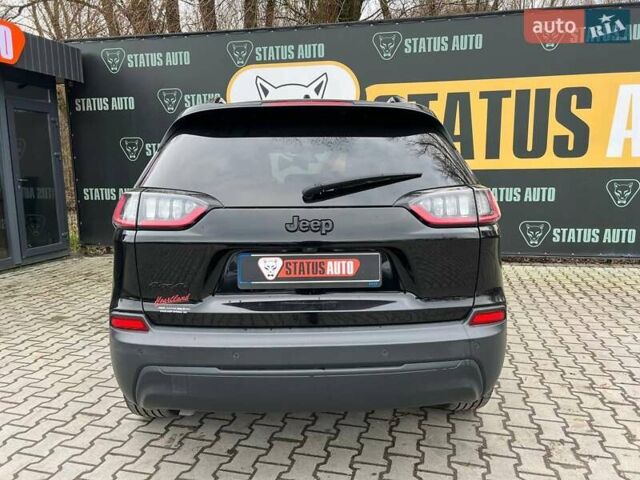 Черный Джип Чероки, объемом двигателя 2.36 л и пробегом 79 тыс. км за 17800 $, фото 10 на Automoto.ua