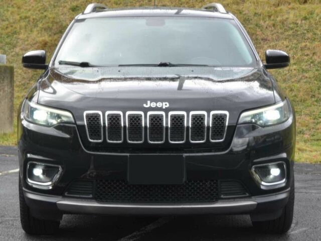 Черный Джип Чероки, объемом двигателя 3.2 л и пробегом 37 тыс. км за 15200 $, фото 1 на Automoto.ua