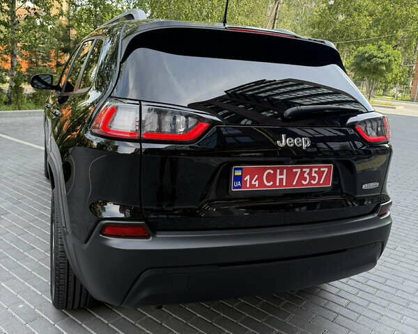 Черный Джип Чероки, объемом двигателя 2.36 л и пробегом 131 тыс. км за 17200 $, фото 14 на Automoto.ua