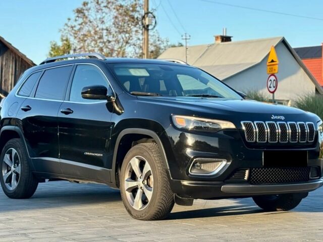 Черный Джип Чероки, объемом двигателя 0 л и пробегом 73 тыс. км за 9600 $, фото 1 на Automoto.ua