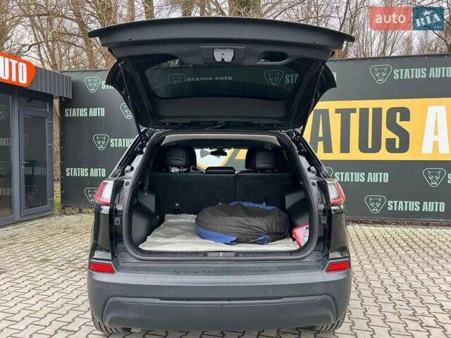 Черный Джип Чероки, объемом двигателя 2.36 л и пробегом 79 тыс. км за 17800 $, фото 11 на Automoto.ua