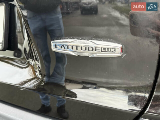 Чорний Джип Cherokee, об'ємом двигуна 3.24 л та пробігом 76 тис. км за 21500 $, фото 32 на Automoto.ua