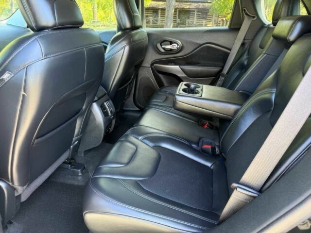 Чорний Джип Cherokee, об'ємом двигуна 2.4 л та пробігом 38 тис. км за 11900 $, фото 10 на Automoto.ua