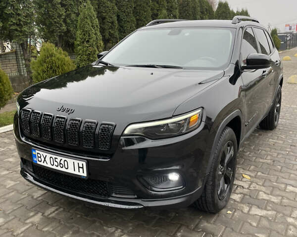 Чорний Джип Cherokee, об'ємом двигуна 2.36 л та пробігом 79 тис. км за 18000 $, фото 5 на Automoto.ua