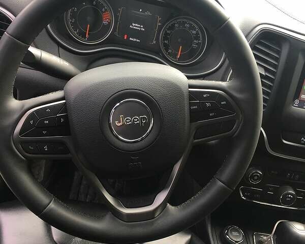 Чорний Джип Cherokee, об'ємом двигуна 2.4 л та пробігом 46 тис. км за 22999 $, фото 19 на Automoto.ua
