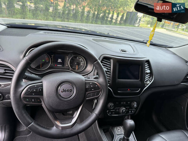 Черный Джип Чероки, объемом двигателя 2.36 л и пробегом 131 тыс. км за 17200 $, фото 39 на Automoto.ua