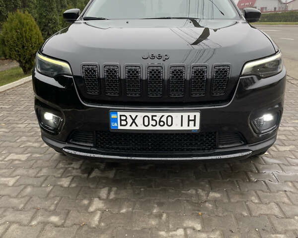 Чорний Джип Cherokee, об'ємом двигуна 2.36 л та пробігом 79 тис. км за 18000 $, фото 2 на Automoto.ua