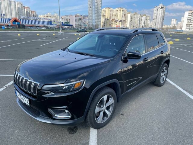 Джип Чероки 2020 в Киеве на Automoto.ua Черный Джип Чероки, объемом двигателя 3.2 л и пробегом 92 тыс. км за 17200 $, фото 3 на Automoto.ua