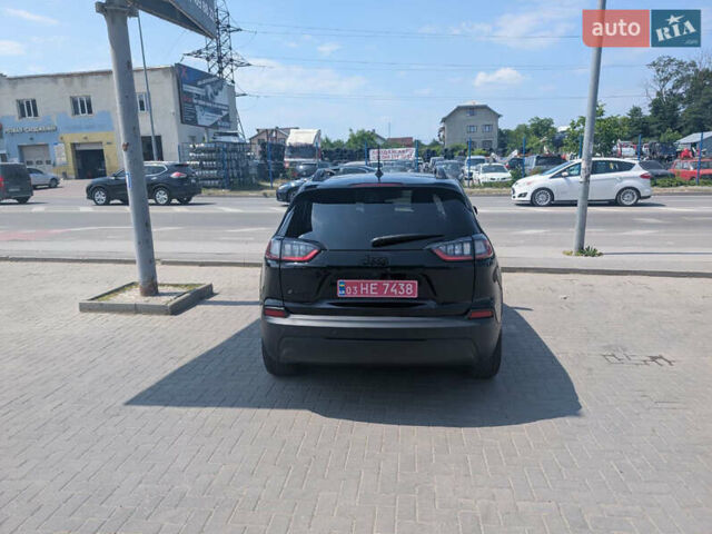 Чорний Джип Cherokee, об'ємом двигуна 2.4 л та пробігом 170 тис. км за 14500 $, фото 3 на Automoto.ua