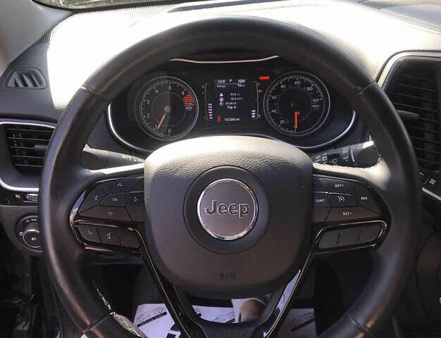 Чорний Джип Cherokee, об'ємом двигуна 2.4 л та пробігом 170 тис. км за 14500 $, фото 5 на Automoto.ua
