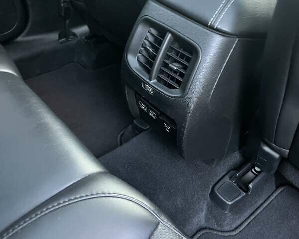 Черный Джип Чероки, объемом двигателя 3.24 л и пробегом 80 тыс. км за 21500 $, фото 19 на Automoto.ua