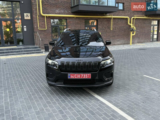 Черный Джип Чероки, объемом двигателя 2.36 л и пробегом 131 тыс. км за 17200 $, фото 10 на Automoto.ua