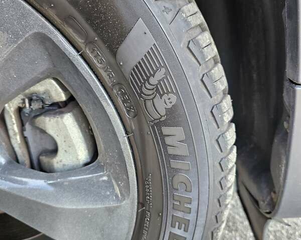 Чорний Джип Cherokee, об'ємом двигуна 3.24 л та пробігом 156 тис. км за 20500 $, фото 32 на Automoto.ua