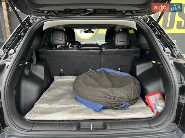 Черный Джип Чероки, объемом двигателя 2.36 л и пробегом 79 тыс. км за 17800 $, фото 12 на Automoto.ua