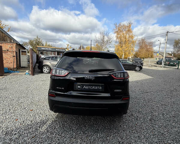 Чорний Джип Cherokee, об'ємом двигуна 2.36 л та пробігом 120 тис. км за 18500 $, фото 4 на Automoto.ua