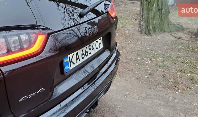 Чорний Джип Cherokee, об'ємом двигуна 3.24 л та пробігом 36 тис. км за 20300 $, фото 16 на Automoto.ua