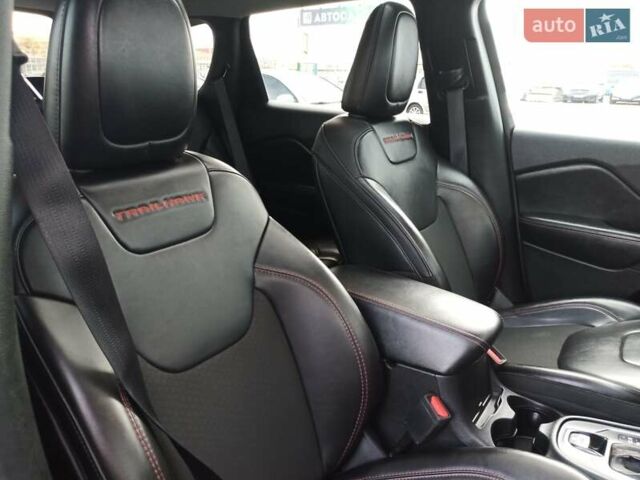 Черный Джип Чероки, объемом двигателя 3.24 л и пробегом 77 тыс. км за 21500 $, фото 16 на Automoto.ua