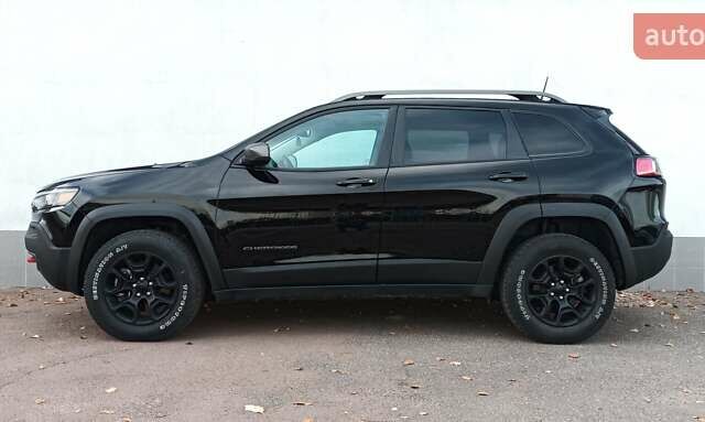 Черный Джип Чероки, объемом двигателя 3.24 л и пробегом 77 тыс. км за 21500 $, фото 4 на Automoto.ua
