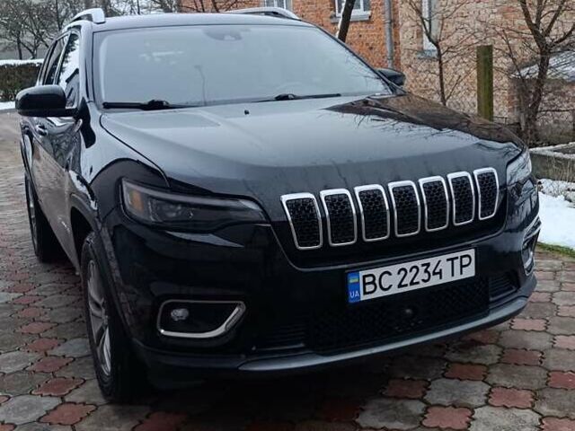 Черный Джип Чероки, объемом двигателя 2.36 л и пробегом 116 тыс. км за 16300 $, фото 2 на Automoto.ua