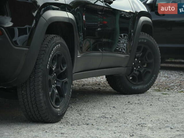 Чорний Джип Cherokee, об'ємом двигуна 3.24 л та пробігом 93 тис. км за 21200 $, фото 14 на Automoto.ua