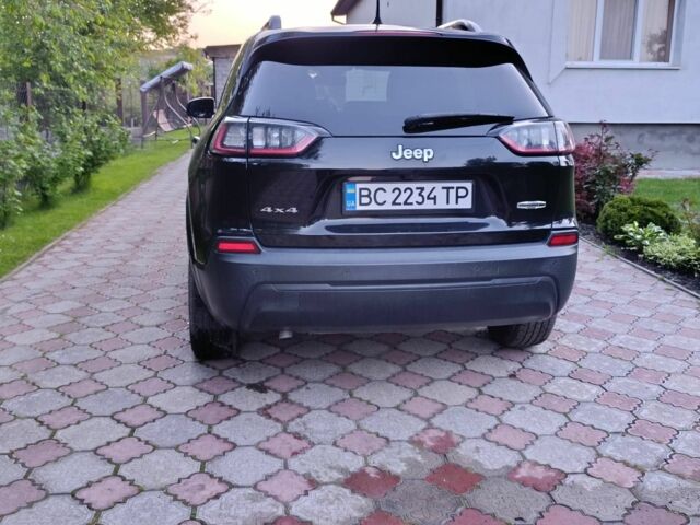 Черный Джип Чероки, объемом двигателя 2.4 л и пробегом 117 тыс. км за 16500 $, фото 6 на Automoto.ua