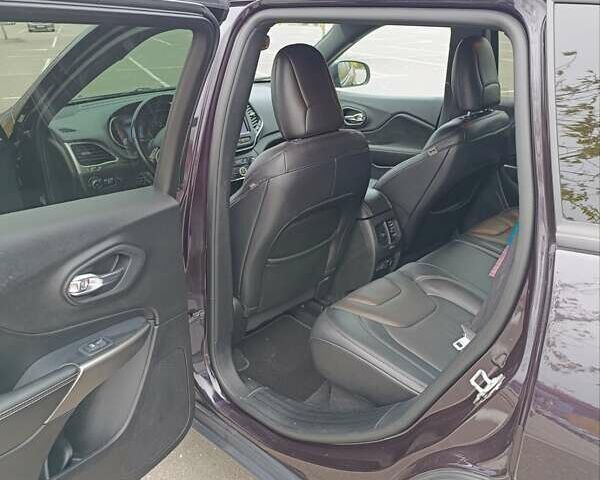 Чорний Джип Cherokee, об'ємом двигуна 3.24 л та пробігом 122 тис. км за 17500 $, фото 7 на Automoto.ua