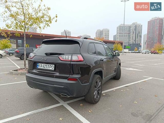 Чорний Джип Cherokee, об'ємом двигуна 3.24 л та пробігом 122 тис. км за 17500 $, фото 9 на Automoto.ua