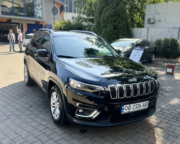 Черный Джип Чероки, объемом двигателя 0 л и пробегом 39 тыс. км за 19400 $, фото 2 на Automoto.ua