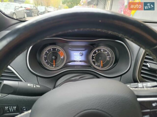 Чорний Джип Cherokee, об'ємом двигуна 3.24 л та пробігом 122 тис. км за 17500 $, фото 20 на Automoto.ua