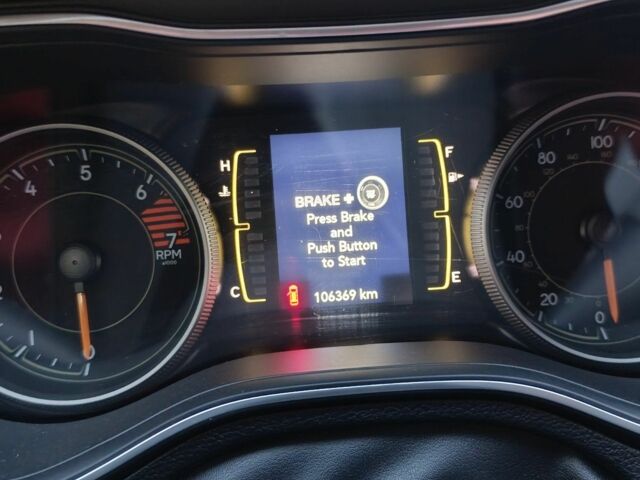 Черный Джип Чероки, объемом двигателя 2.4 л и пробегом 117 тыс. км за 16500 $, фото 1 на Automoto.ua