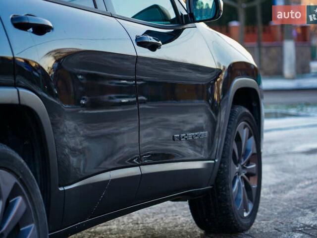 Чорний Джип Cherokee, об'ємом двигуна 3.2 л та пробігом 108 тис. км за 17900 $, фото 17 на Automoto.ua