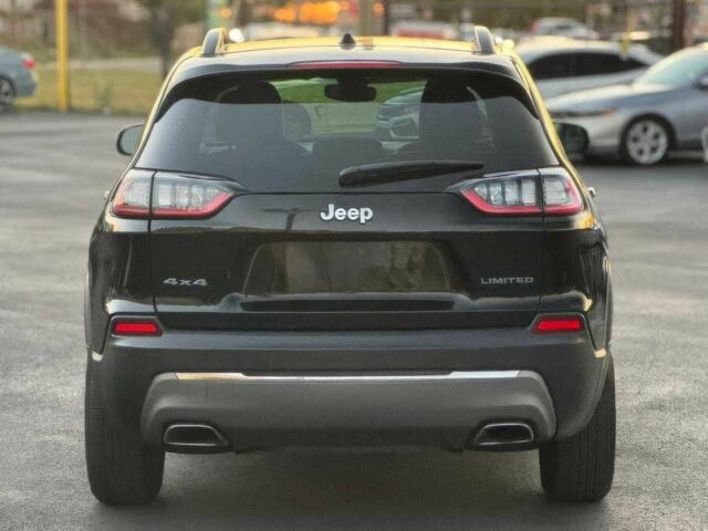 Черный Джип Чероки, объемом двигателя 3.2 л и пробегом 16 тыс. км за 9500 $, фото 4 на Automoto.ua