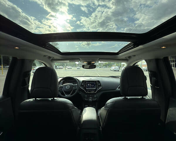 Черный Джип Чероки, объемом двигателя 3.24 л и пробегом 43 тыс. км за 24900 $, фото 17 на Automoto.ua